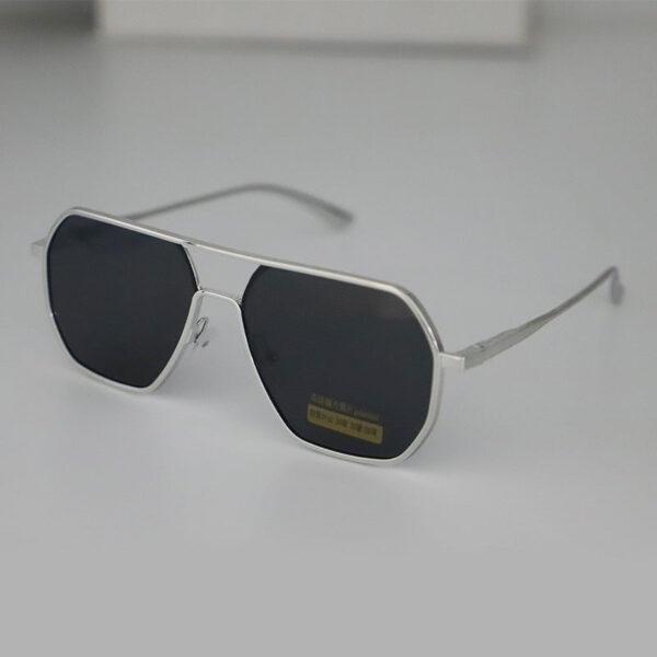 Aluminum-Magnesium Polarized Shades