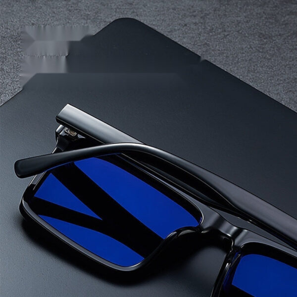 Modern Polarized Sleek Sunglasses