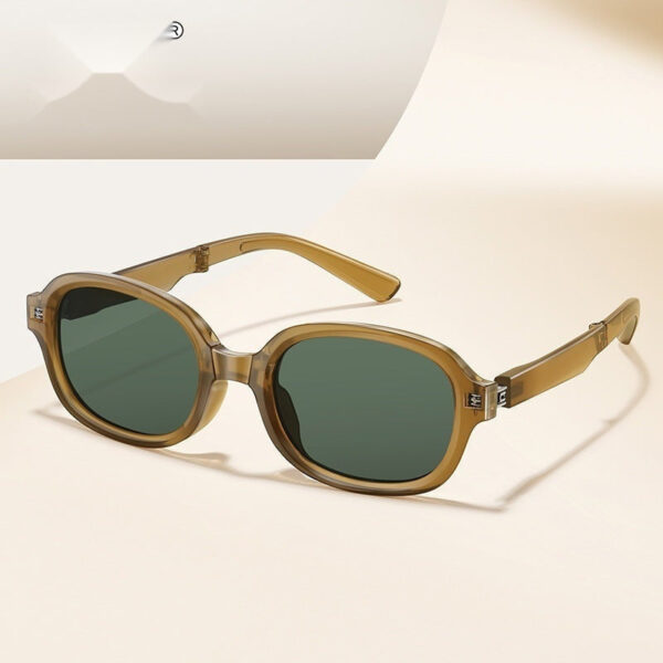 Retro Folding Sunglasses with Integrated Fit