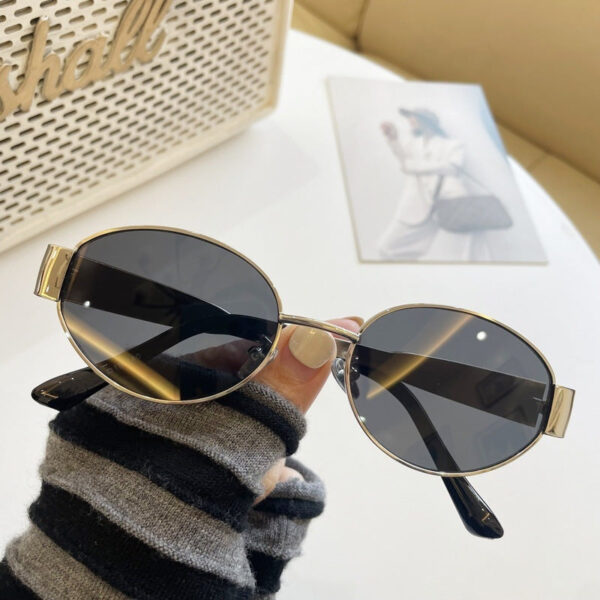 Trendy Oval Sunglasses with a Modern Edge