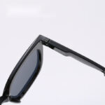 Bold and comfortable for all face shapes