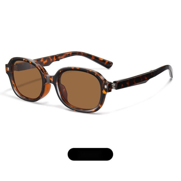 Retro Folding Sunglasses with Integrated Fit