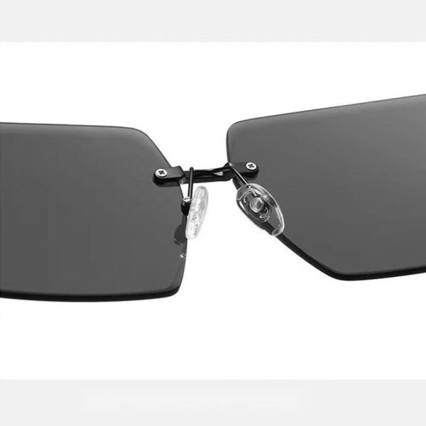 Oversized Ink-Tinted Sun Protection