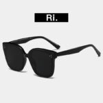 Fashionable Trendy Anti-UV Sunglasses for Men and Women