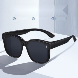 Classic Matte Black Polarized Sunglasses
