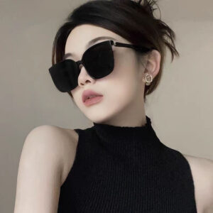Folding Sunglasses with Euro-American Flair