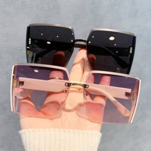 Oversized Sun Protection Shades