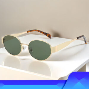 Trendy Oval Sunglasses with a Modern Edge