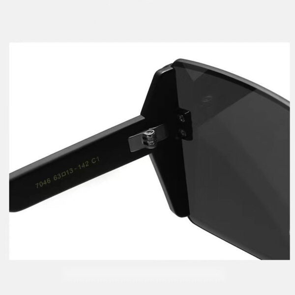 Oversized Ink-Tinted Sun Protection