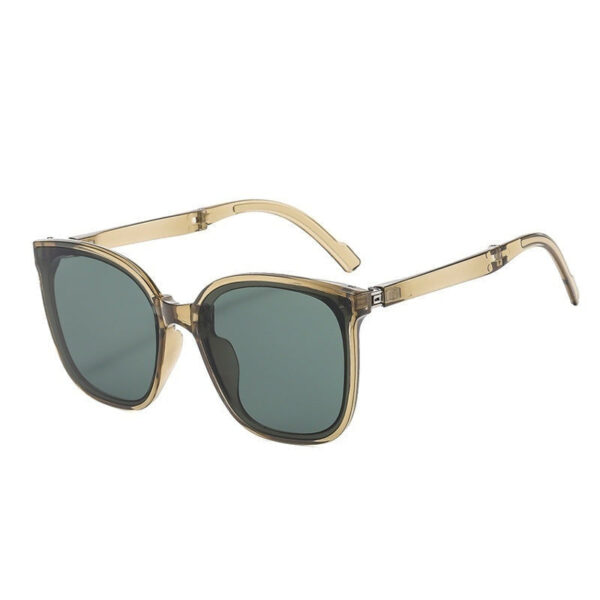 Folding Sunglasses with Euro-American Flair