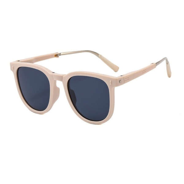 Classic Round Folding Shades